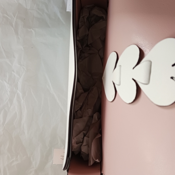 White Kate Spade purse - Picture 4 of 6
